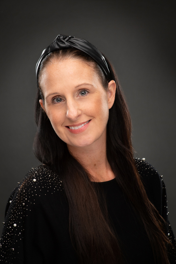 CAREN  BARNES